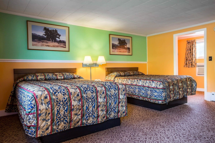 Rodeway Inn