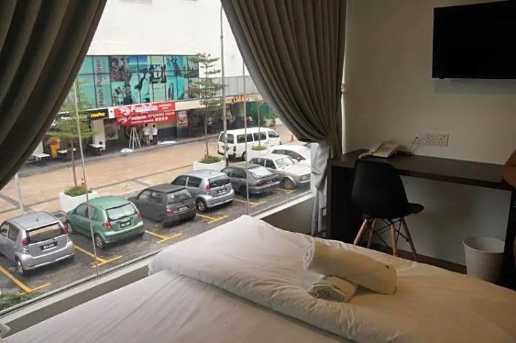 Hotel 57