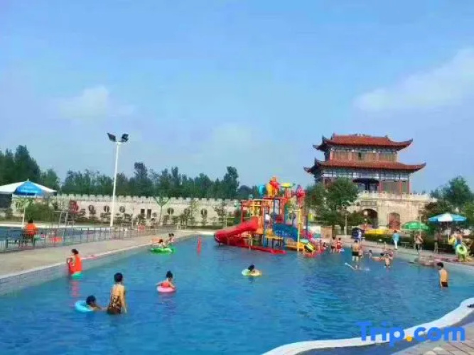 Longwan Hot Spring Hotel