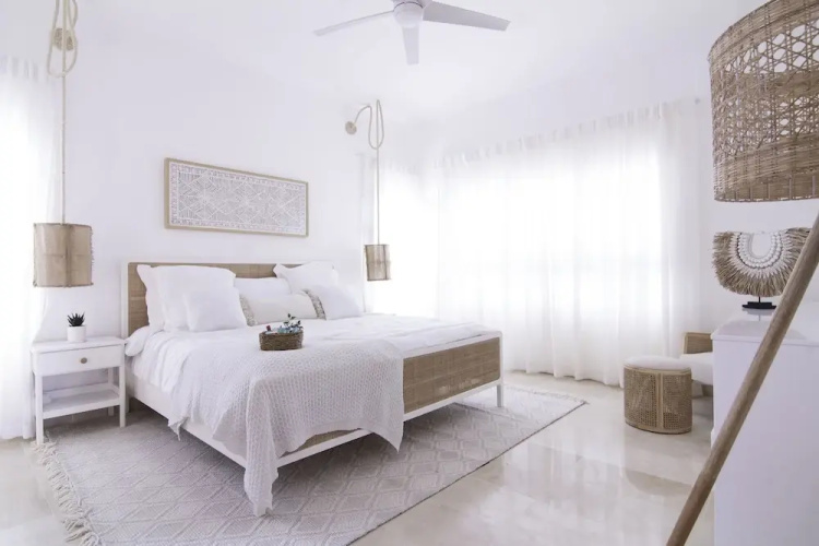 New Beachfront Penthouse by RedAwning