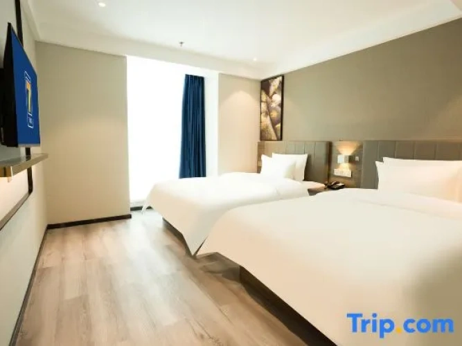 Deluxe Twin Suite