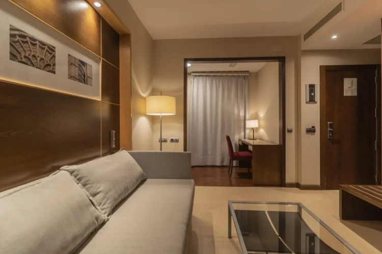 Hotel Dorma León