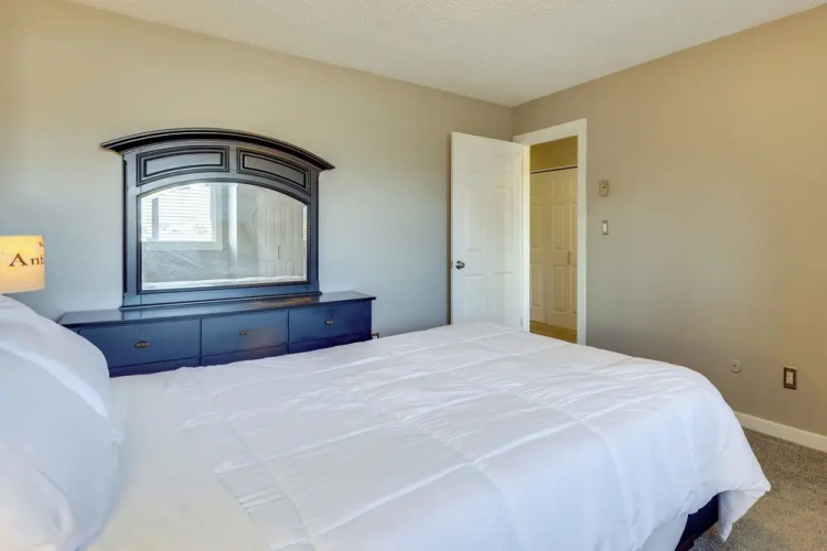 Pet-friendly Condo w/ Mountain View in Monument!