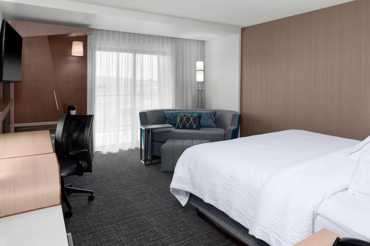 Standard Double room with balcony