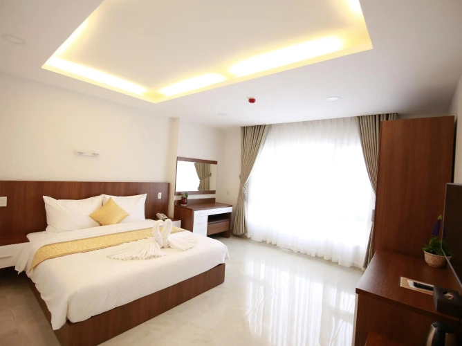 Deluxe Double room with city view