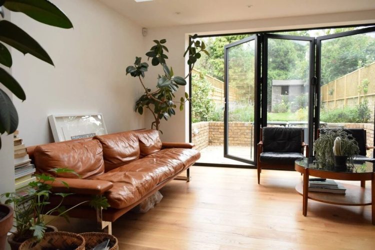 4 Bedroom House in Hackney