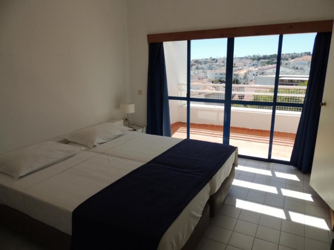 1 Bedroom Apartment with partial sea view