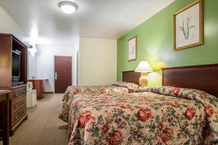 Rodeway Inn