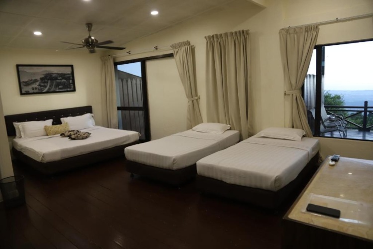 Standard Family room with balcony