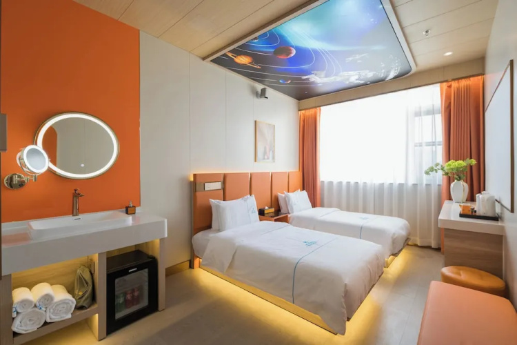 Dequan Luxury Hotel