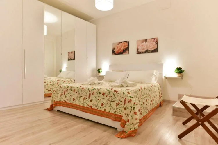 BMGA l Coliseum Rome Apartment 1Bdr for Couples