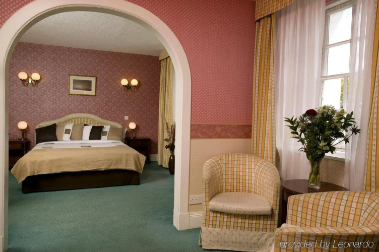 Kenmore Hotel