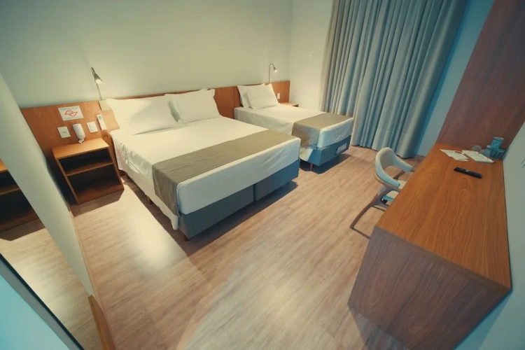 Comfort Triple room with city view