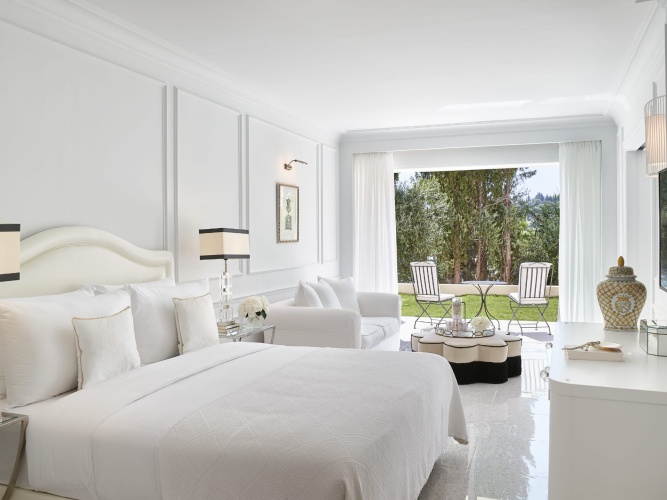 2 Bedrooms Boschetto Apartment