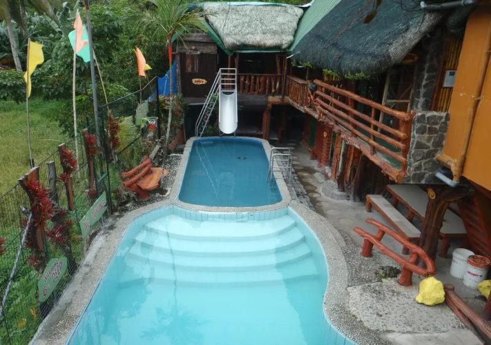 818 Resort