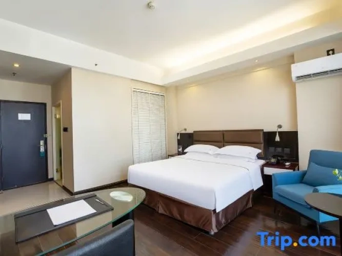 Standard Double room with view
