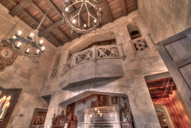 Stone Hall Castle