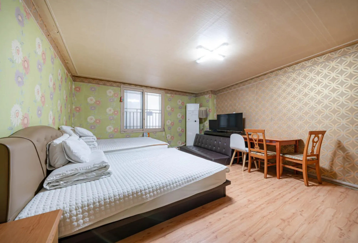 Dongrae Oncheon Hotel