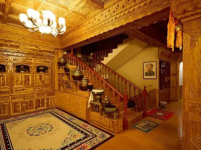Batang Tuyuqing Inn