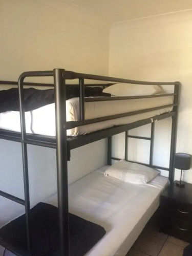 Arrival Lodge Hostel Accommodation