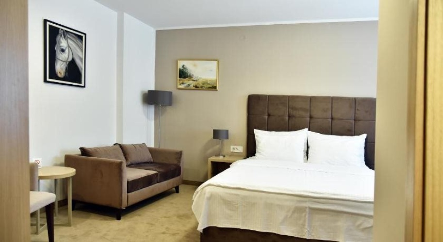 Hotel Miznah Resort