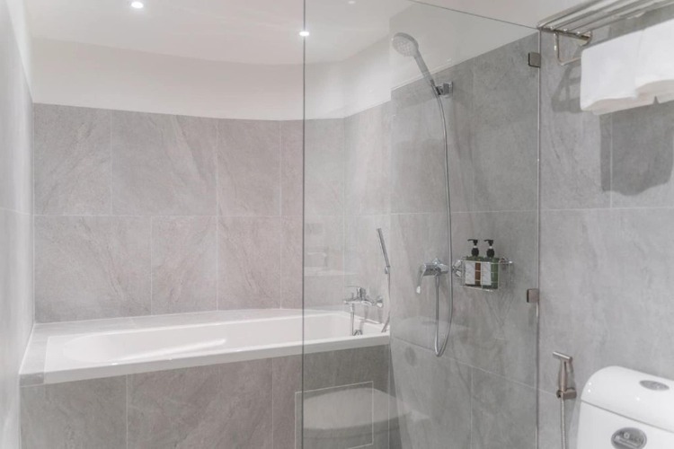 True Siam Phayathai HotelOver view