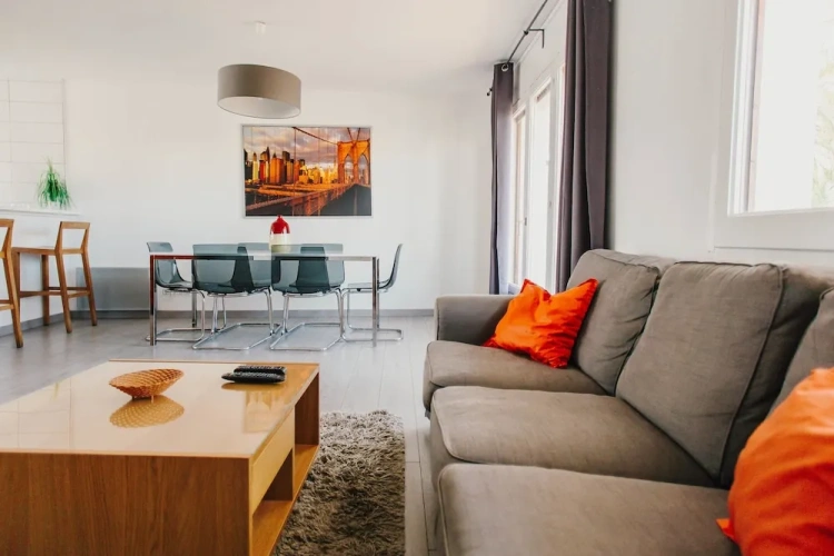 3 Bedrooms Comfort Apartment with balcony