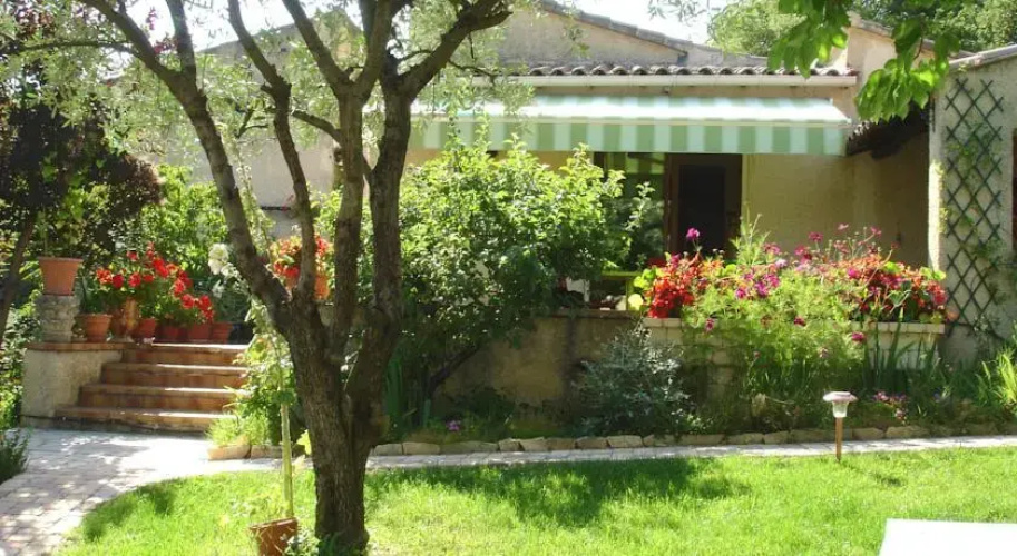 Les Aygues chambre d'hôtes