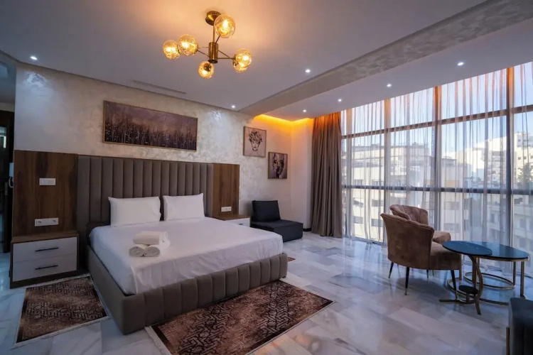 Immoka Suites