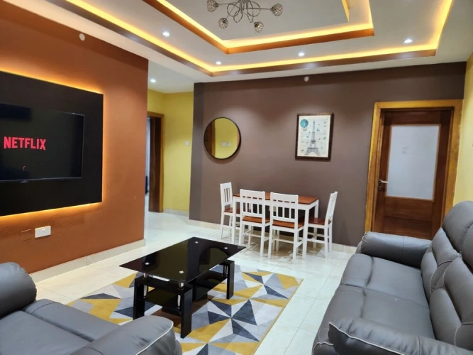 Deluxe Apartment