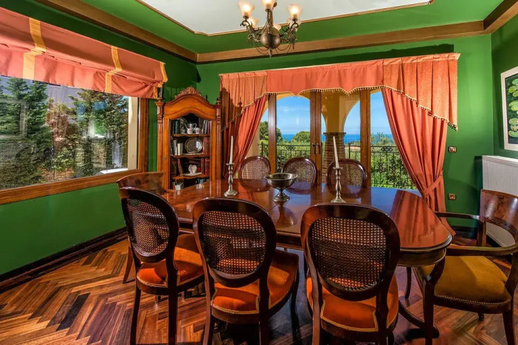 Bozonos Luxury Villa