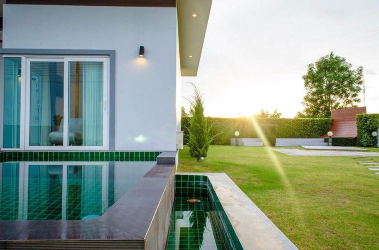 Ploy Pool Resort @ Hua Hin