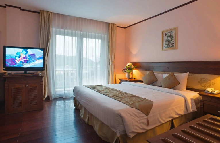 Deluxe Suite with ocean view