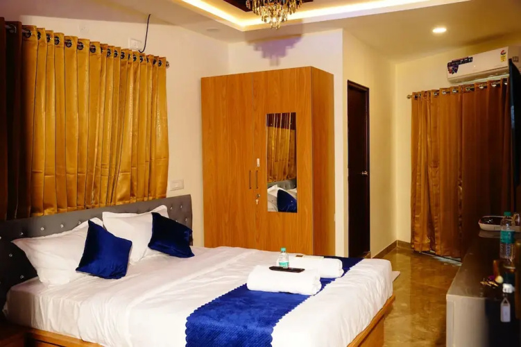 Royal Suites