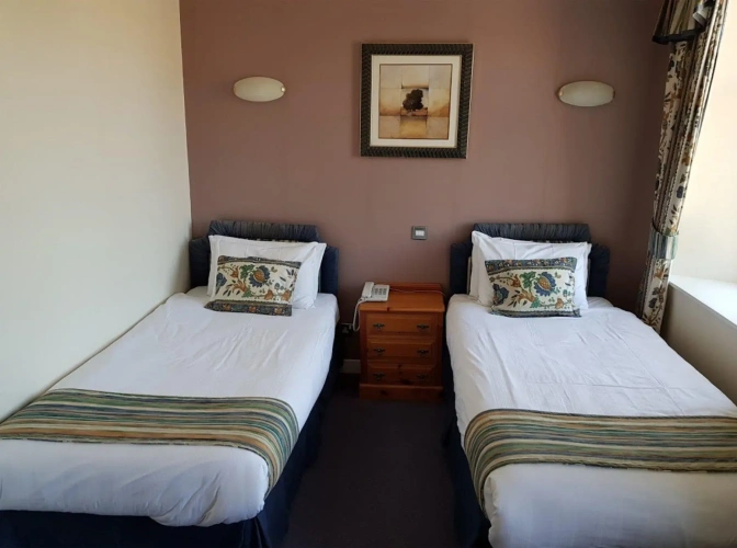 Classic Twin room