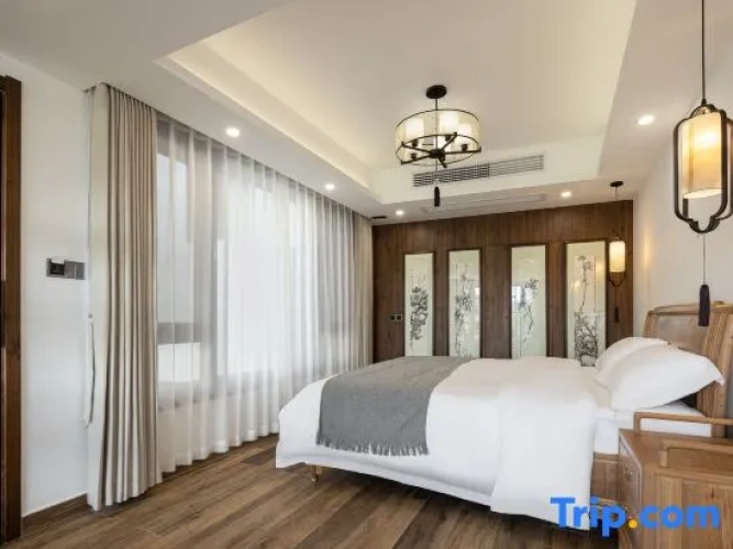 Double Suite with view