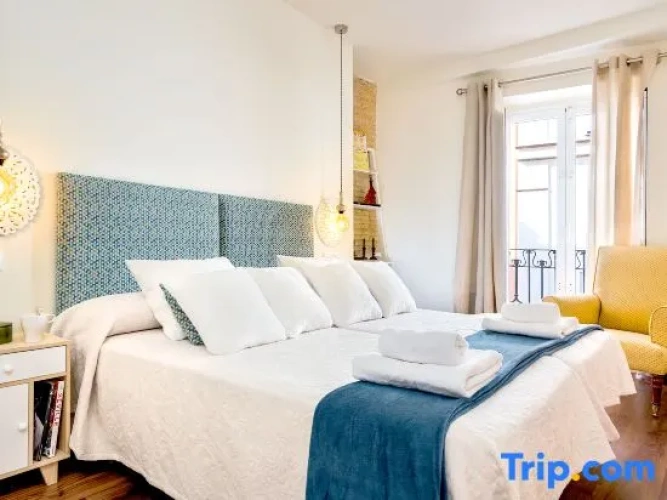 3 Bedrooms Apartment
