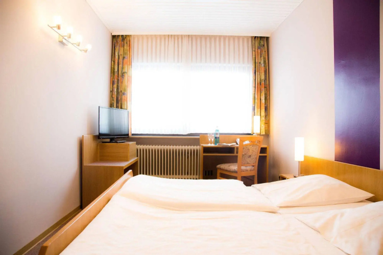 Herrnbrod Standecke Hotel