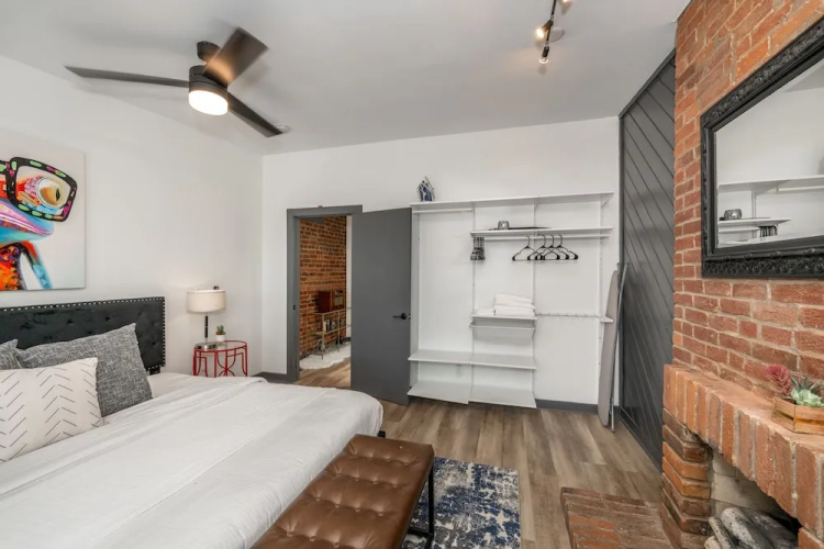 Mansfield Modern Oasis