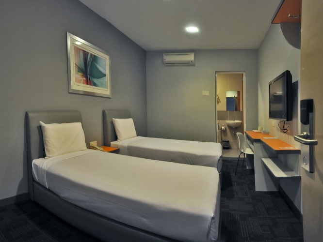 Superior No Window Twin room