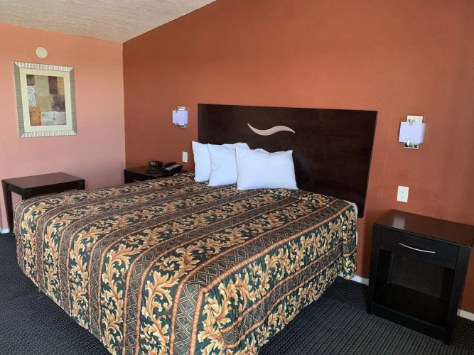 Royal inn