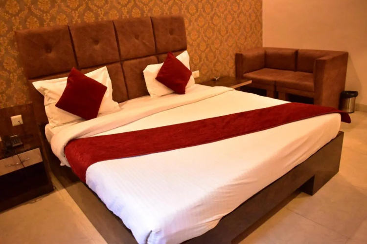 Bedi's Dream Land Hotel & Resort