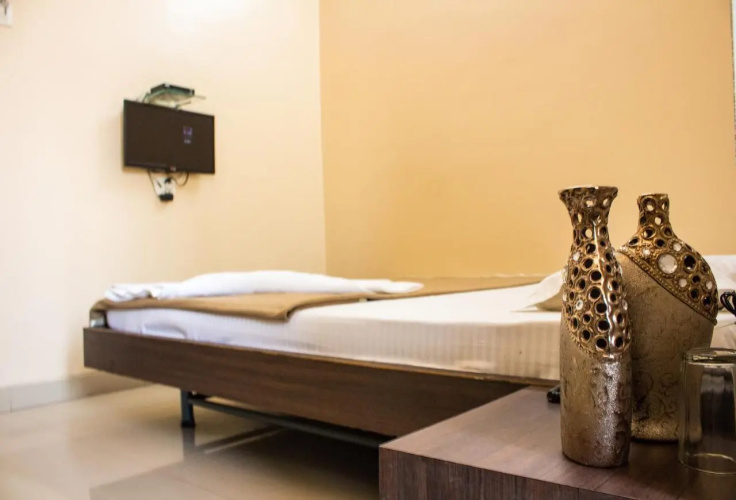 Hotel Aashish Deluxe Pet Friendly