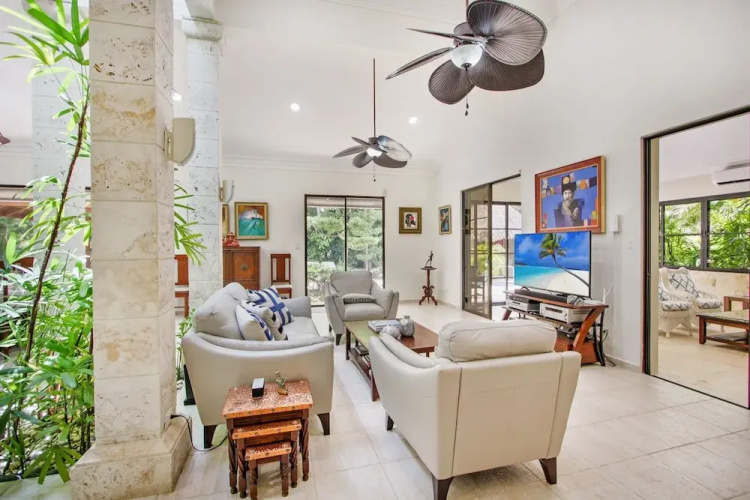 4-BR Pool Villa - Garden & Beach Access