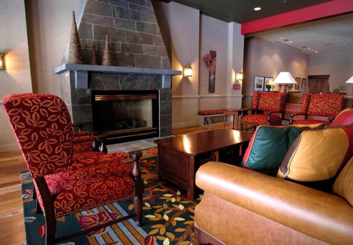 Blue Mountain Seasons At Blue