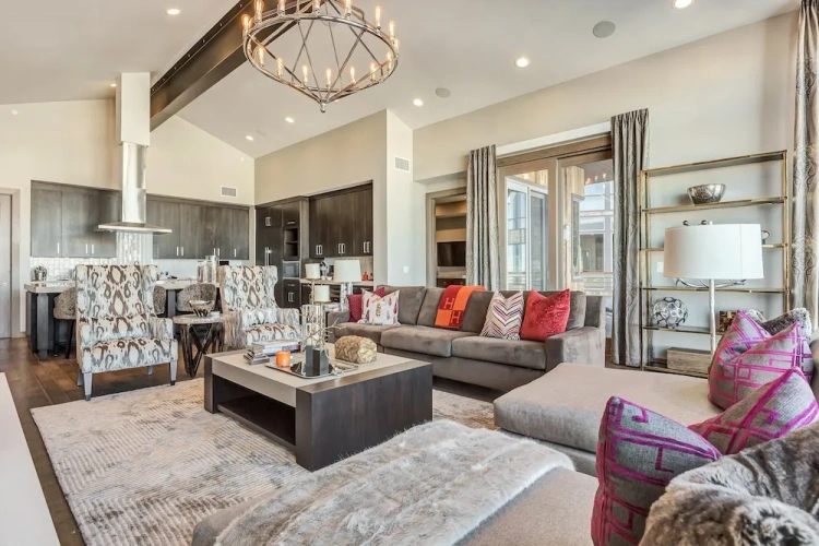 4 Bedrooms Suite