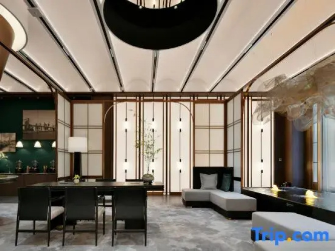 Manlian Hotel