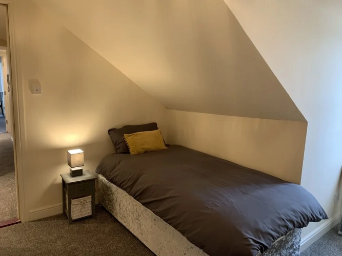 2 Bedrooms Apartment