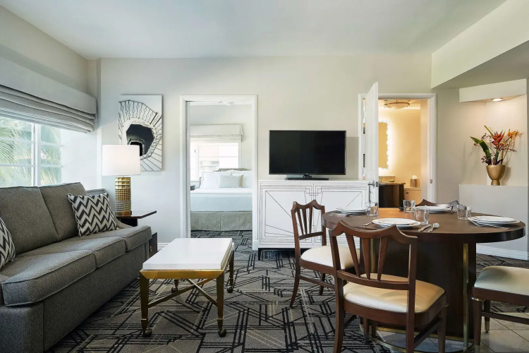 Hilton Grand Vacations at McAlpin-Ocean Plaza