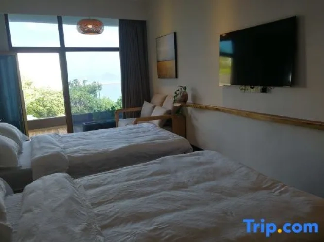 Standard Twin room with sea view